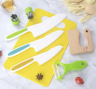 OPEN Little Hands 13 Piece Kitchen Set