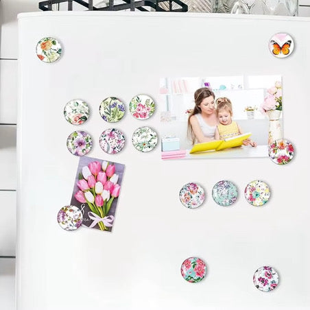 30 Piece Pretty Floral Magnets