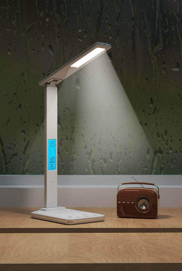 Desk lamp charger