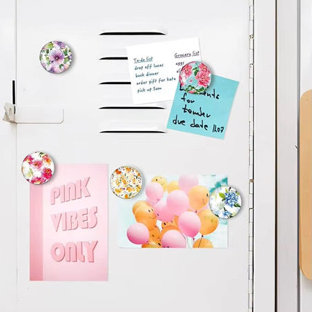 30 Piece Pretty Floral Magnets