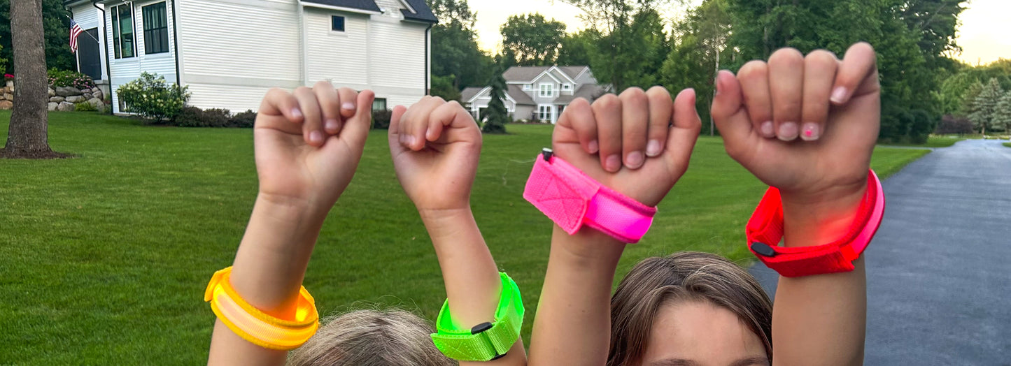 Glow Baby Glow 7 Piece LED Glow Bracelets