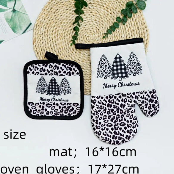 Holiday Oven Mitt and Pot holder set