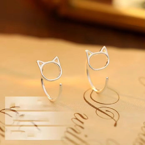 Trendy Cat Hoop Earrings