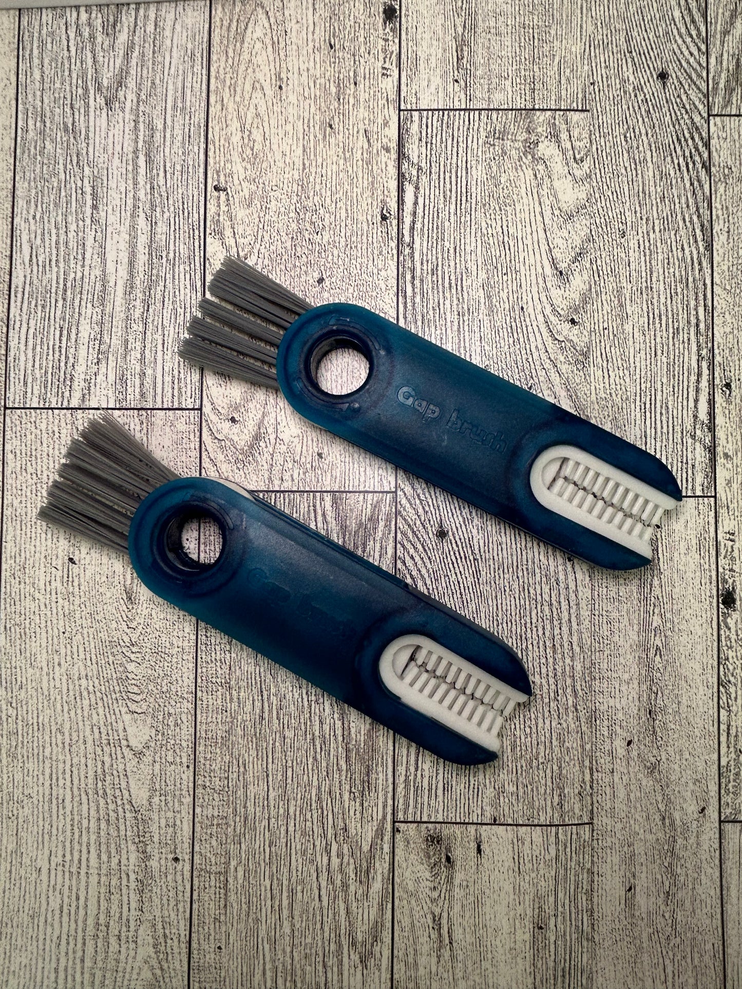 Set of 2 Multipurpose tiny cleaning brush