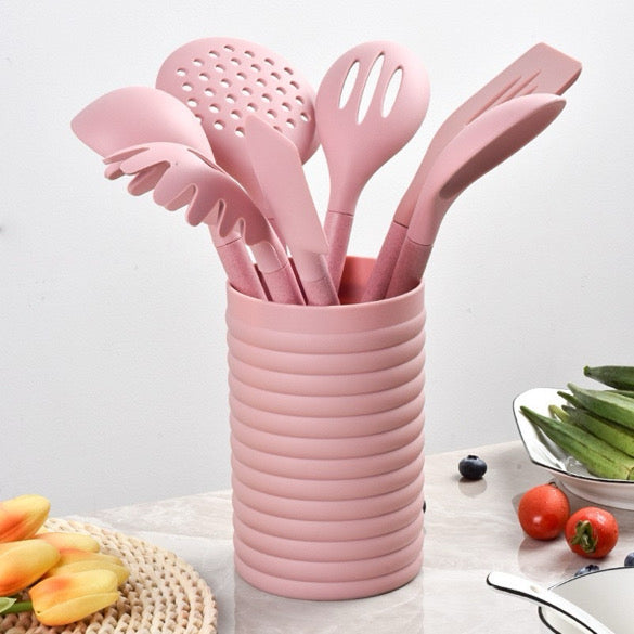 7 Piece Kitchen Utensil Set