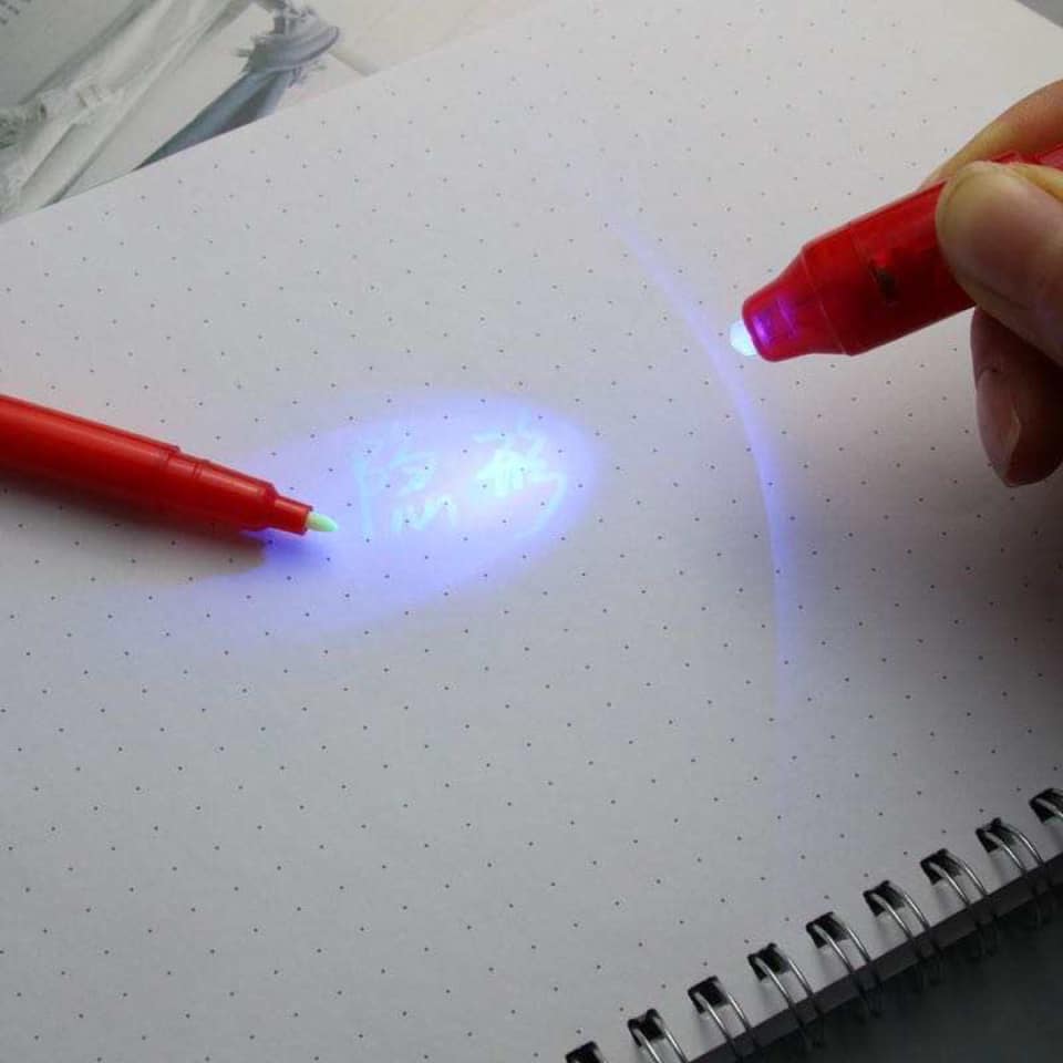 Secret pen with UV light