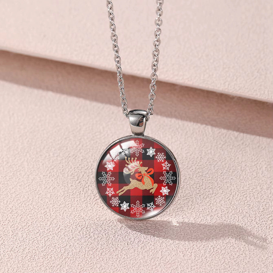 Holly Jolly Necklaces