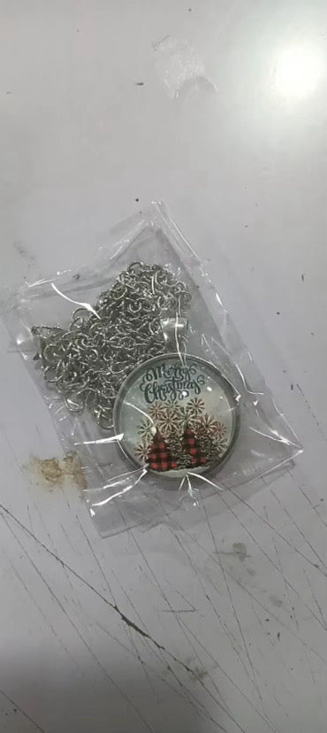 Holly Jolly Necklaces