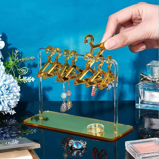 Hangin’ Pretty Earring Organizer