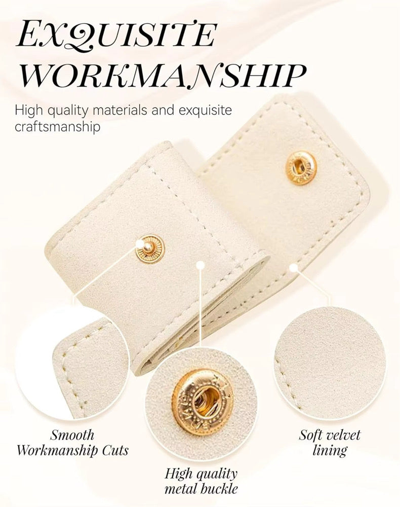 The Petite Treasure Roll
