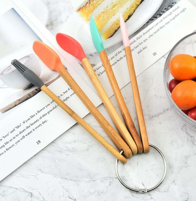 5 piece mini utensil set