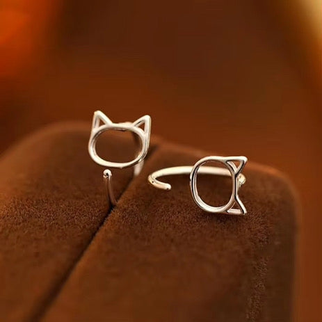 Trendy Cat Hoop Earrings