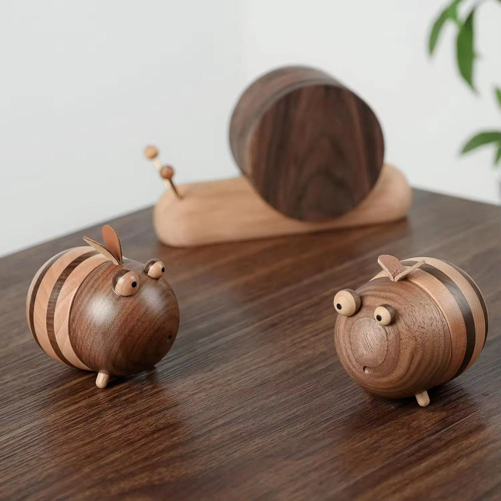 Busy Bee Toothpick Holder