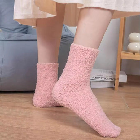 Fuzzy And Fab Set of 6 Socks