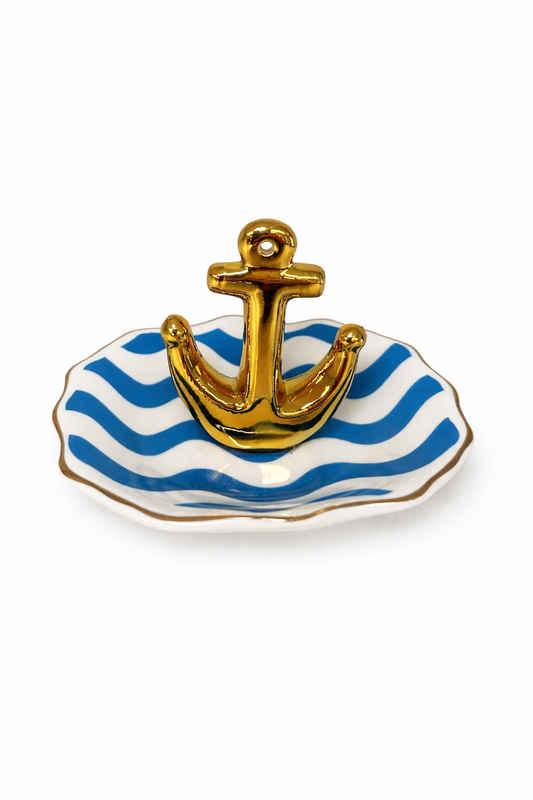 Anchored Essentials Tray