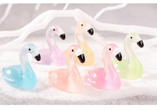 30 Piece Flamingo Friends