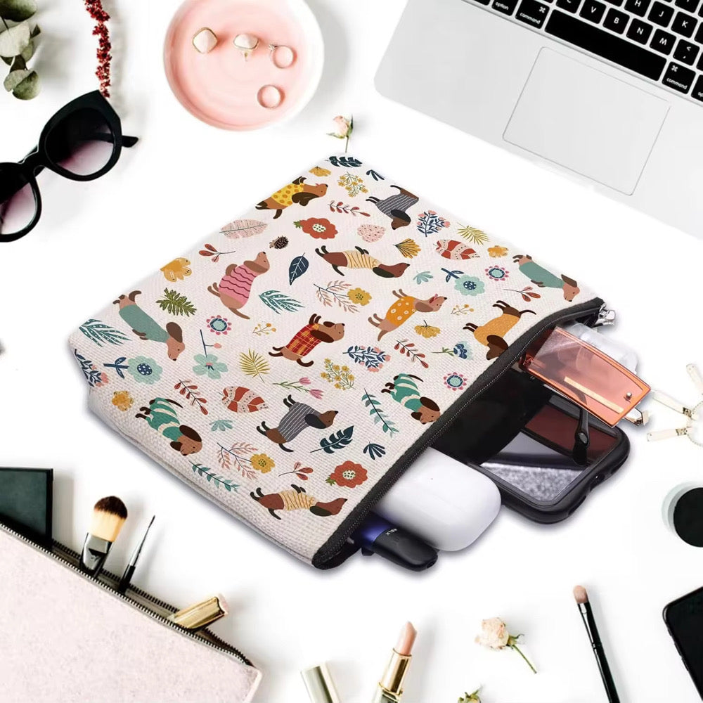 Wiener Friends Pouch