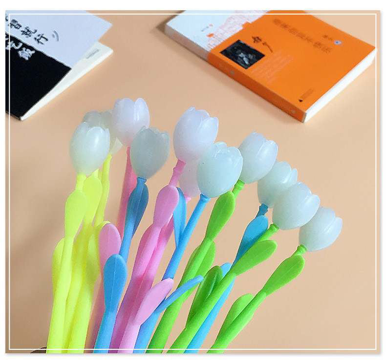 16 piece color changing flower pens