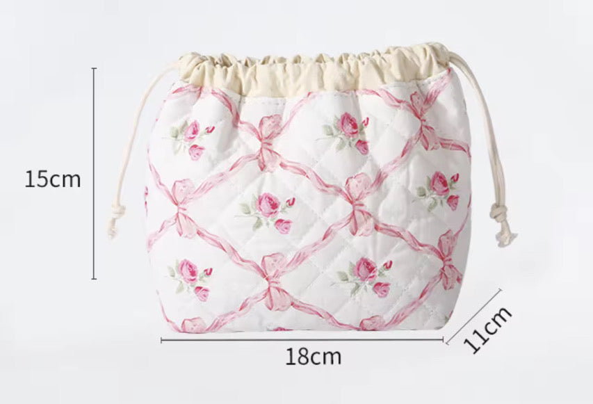 Quilited Drawstring Toiletry Bag