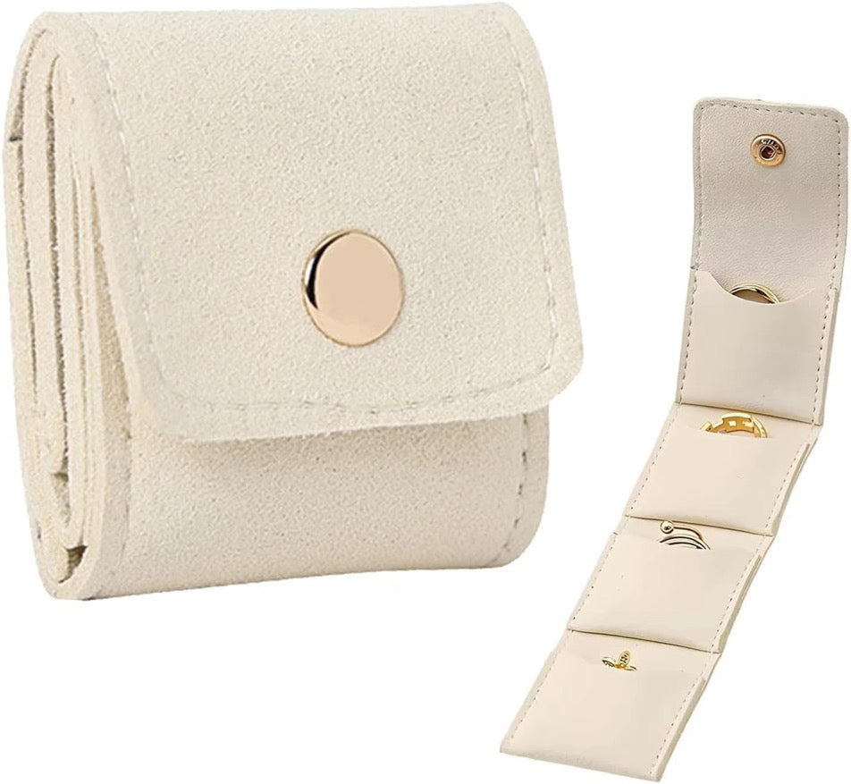 The Petite Treasure Roll