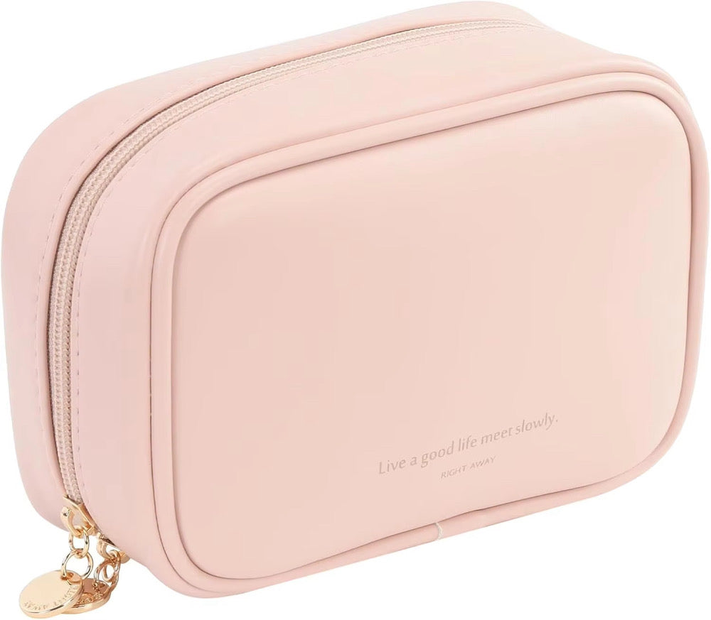 Pretty Things Pouch