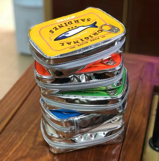Trendy Sardine Social Pouch