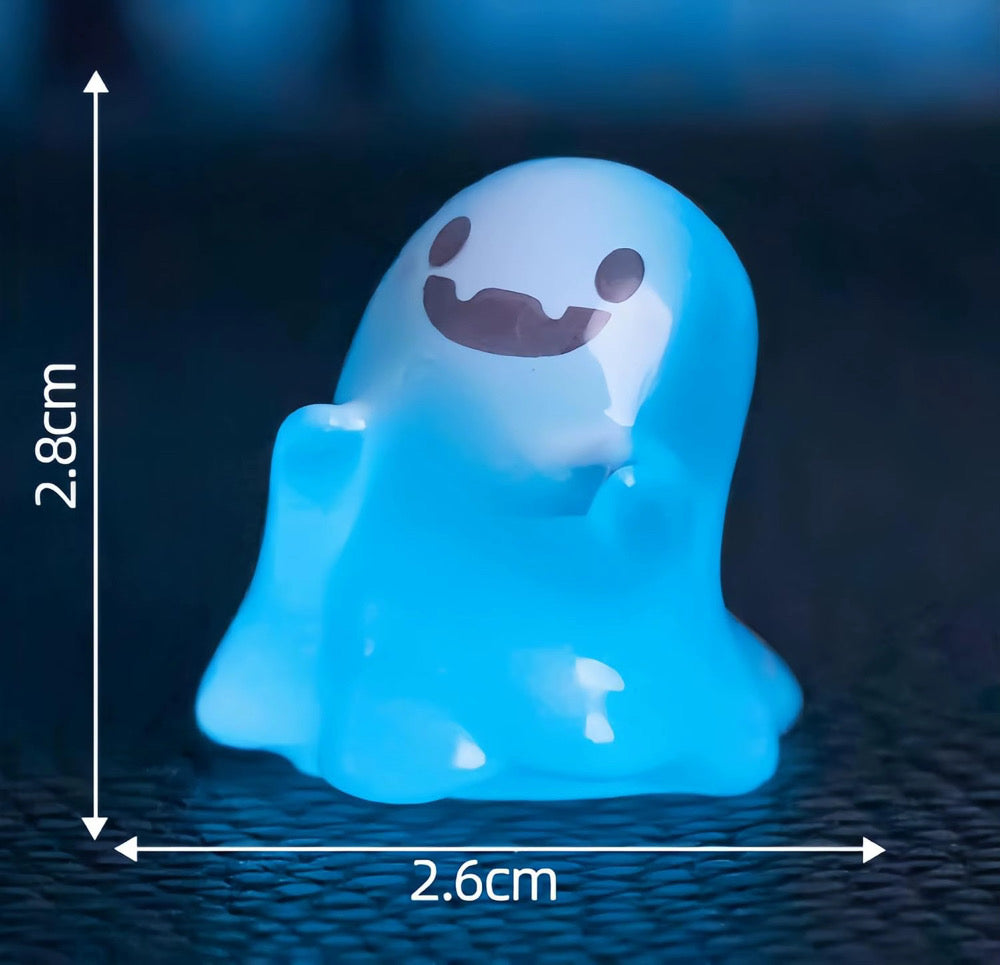 6 Piece Glow In Dark Halloween Ghosts
