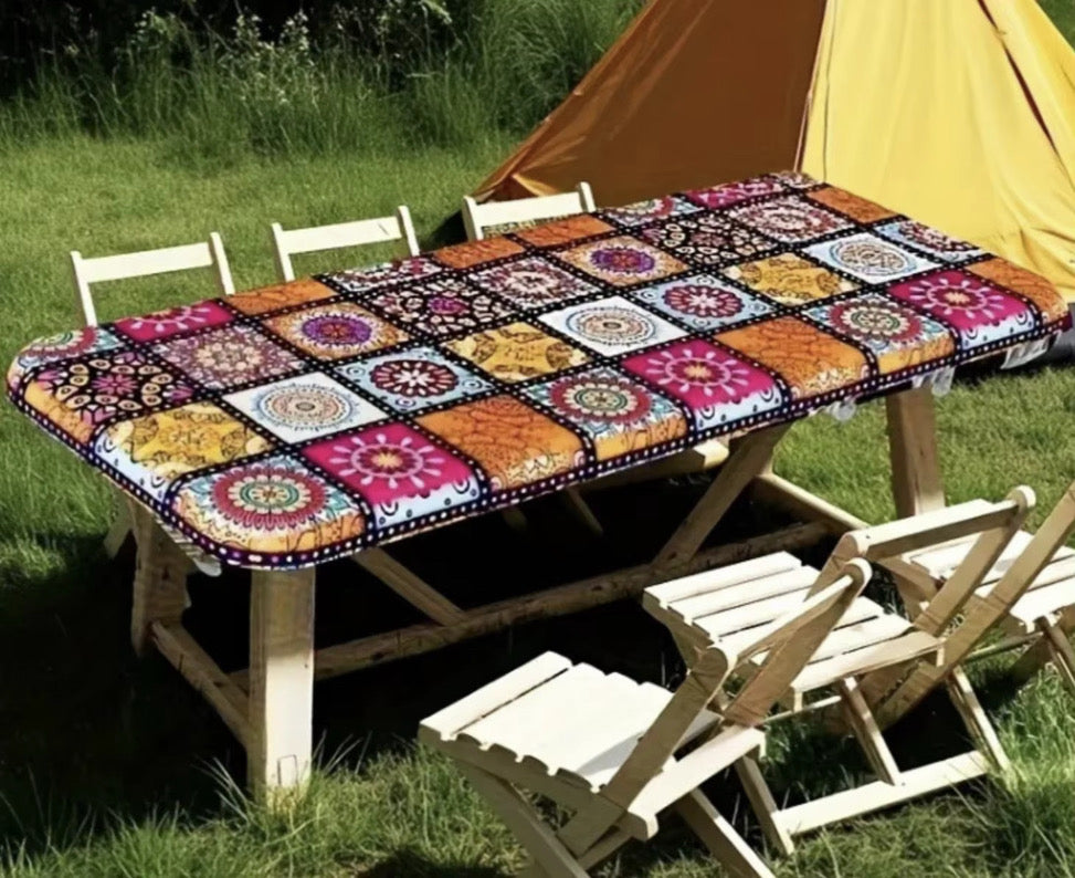 The Wanderlust Fitted 6 Ft Table Cover