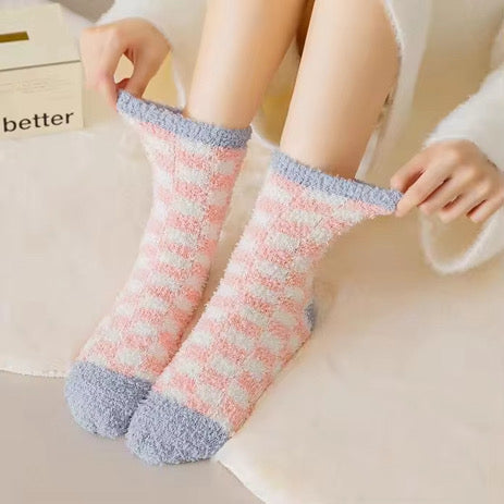Check It Out Soft Plush Sock Set of 6
