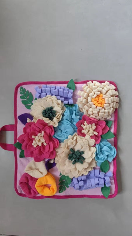 Pretty Flower Dog Snuffle Mat