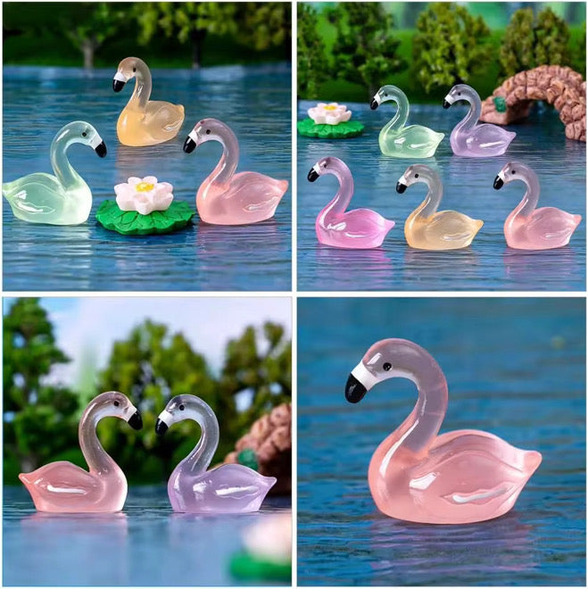 30 Piece Flamingo Friends
