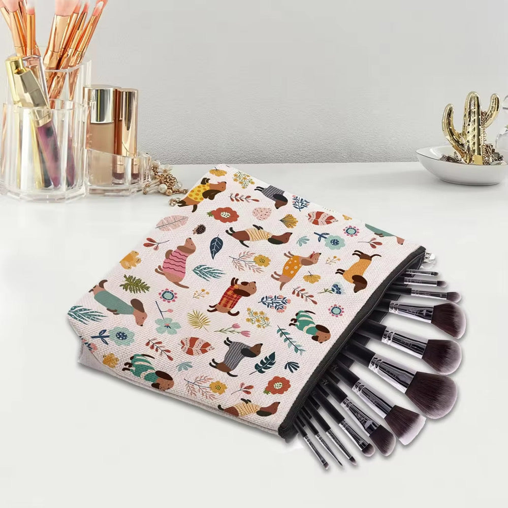 Wiener Friends Pouch