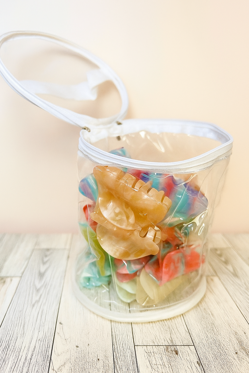 Round It Up Clear Pouch