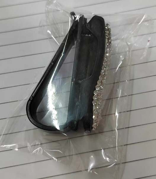Super Trendy Bling Sunglass Clips