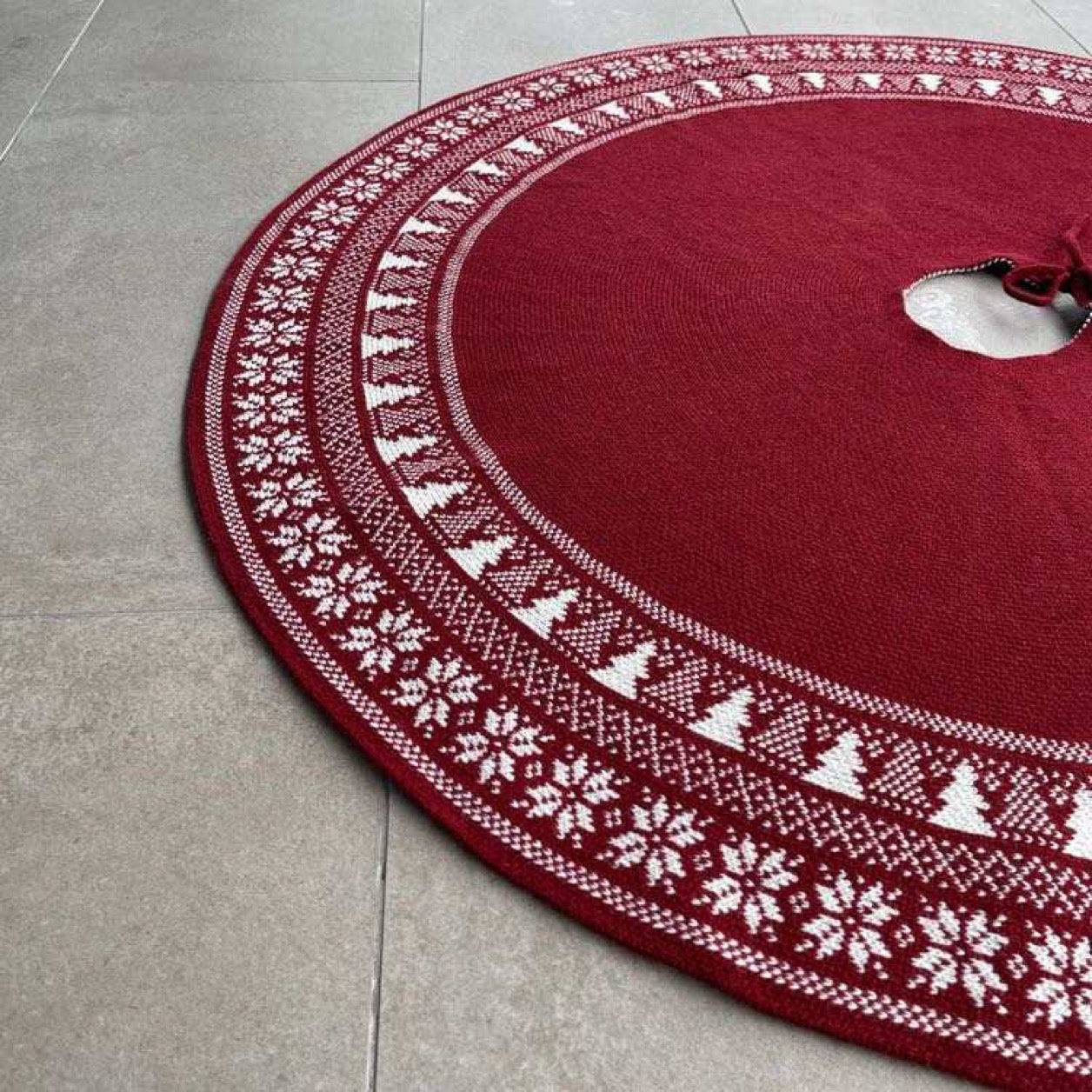 Stunning Christmas tree skirts