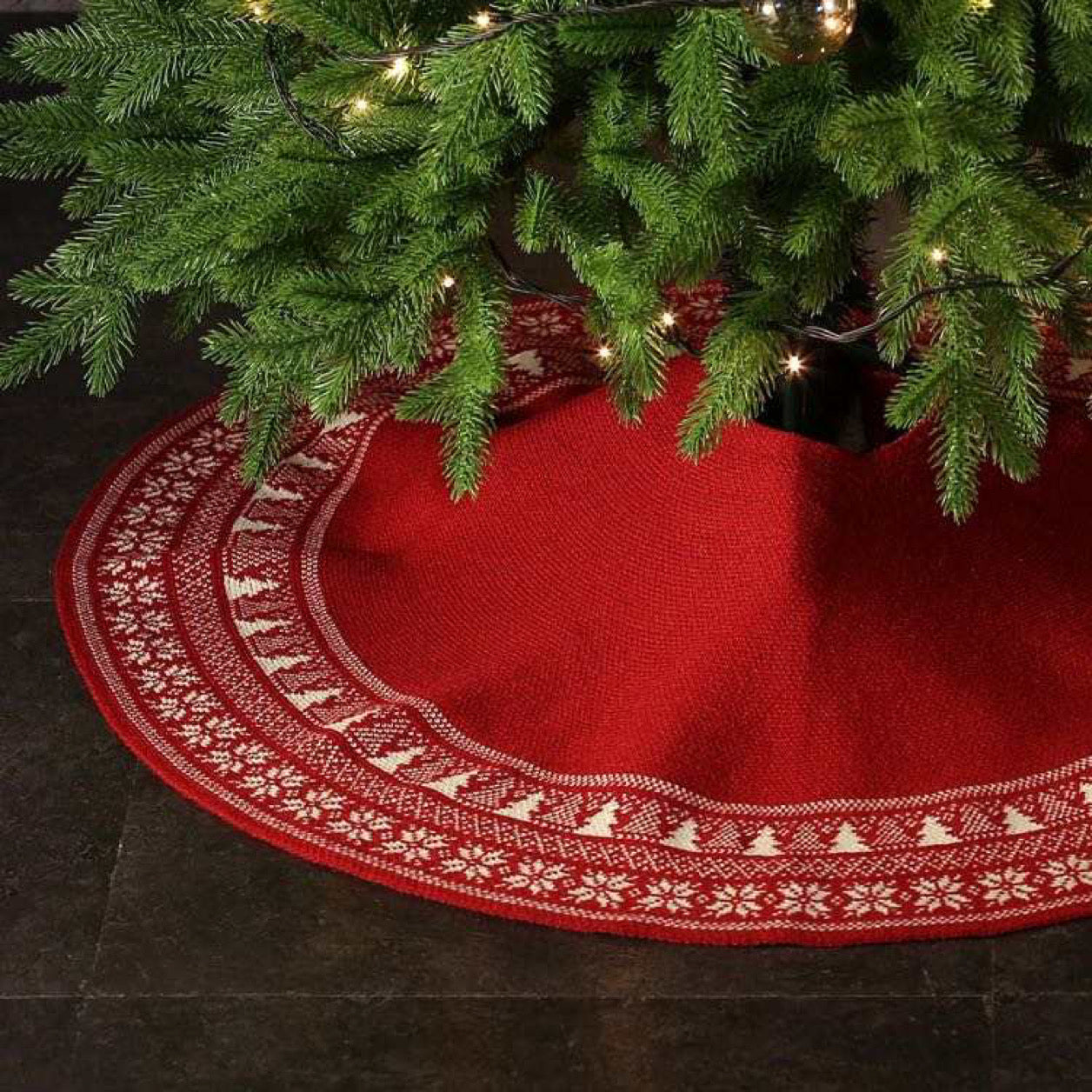 Stunning Christmas tree skirts